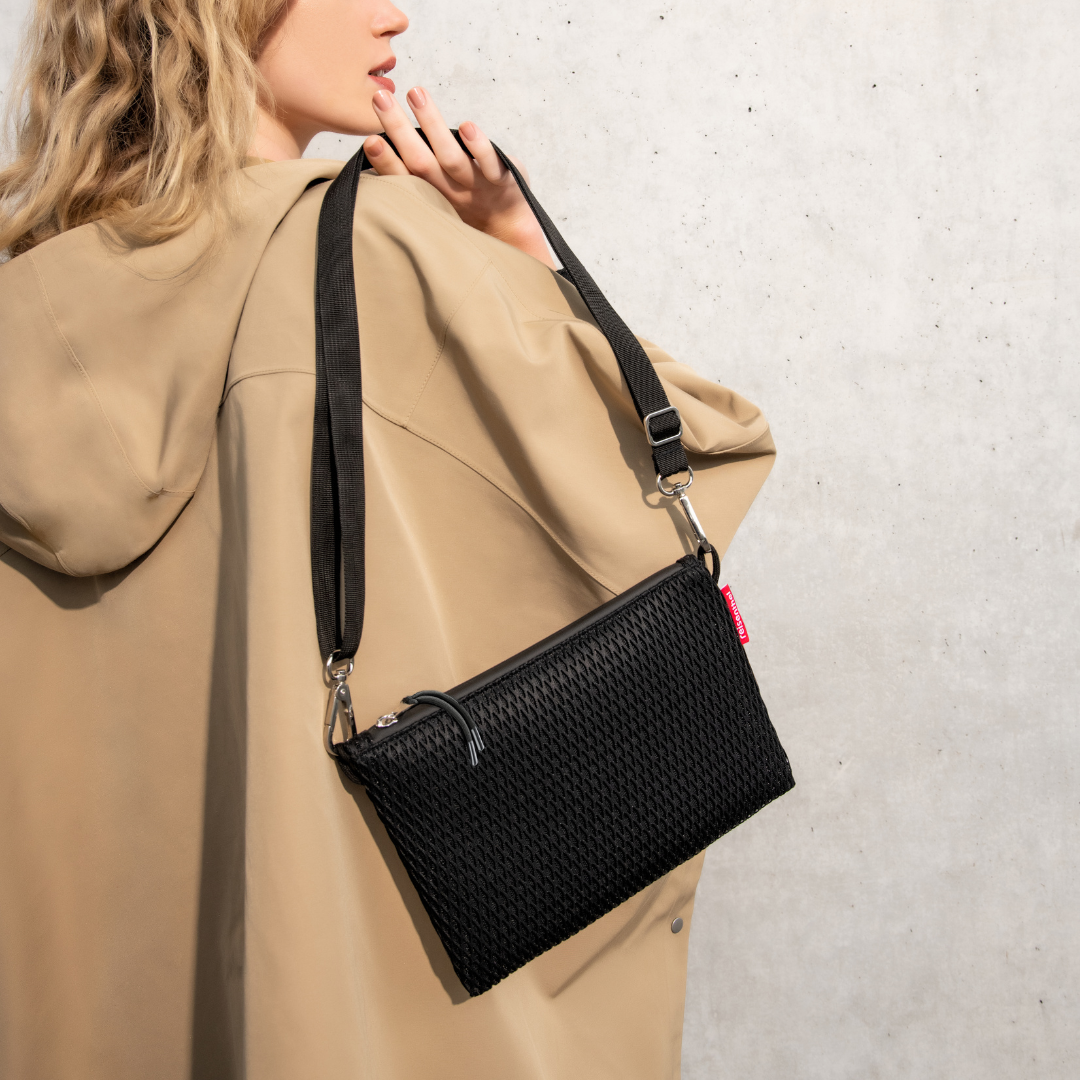 extralite case 1 mesh black