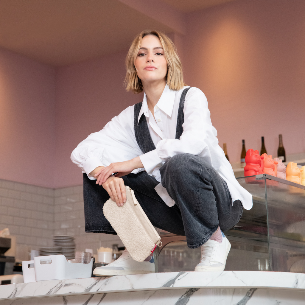 mini pouch teddy sand