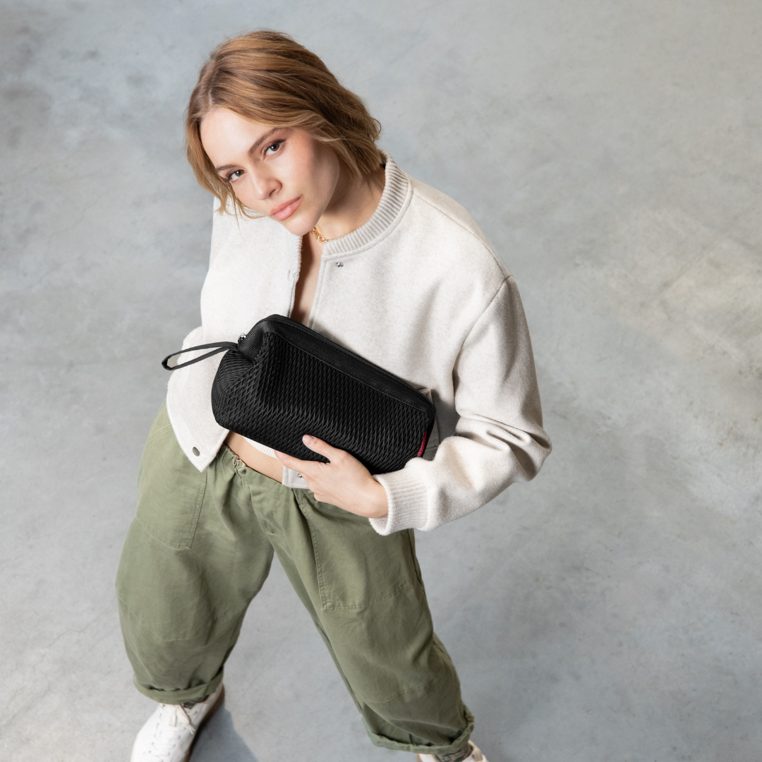 travelcosmetic mesh black