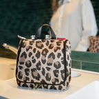 toiletbag leo macchiato